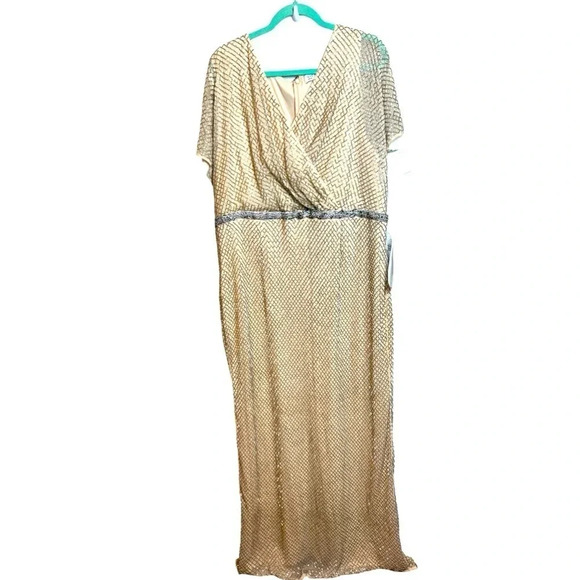 Mac Duggal NWT Beaded Butterfly Sleeve Column Gown. Nude/Silver Sz 22 $698 MSRP - Picture 2 of 13